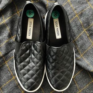 Steve Madden Black Slip On Loafers - Women | Color: Black | Size: 8